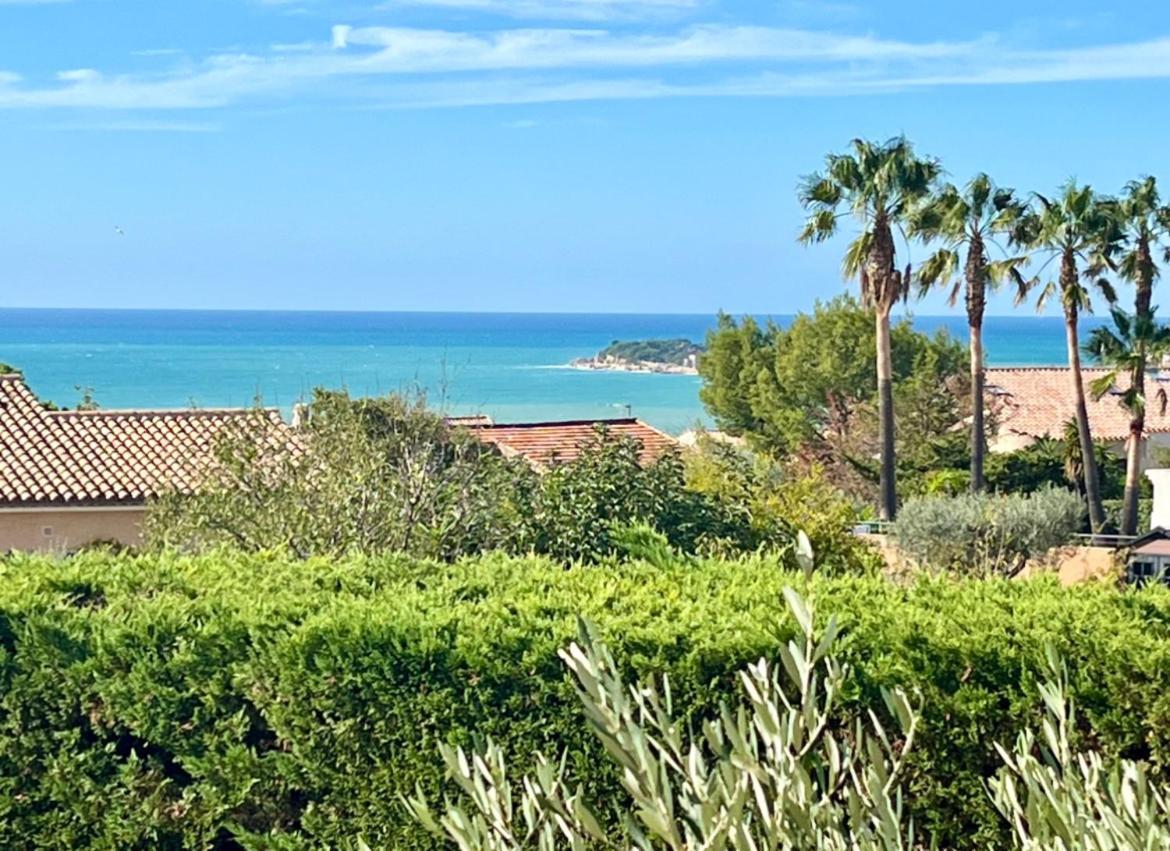 Appartement Sanary Vue Mer Au Calme Экстерьер фото
