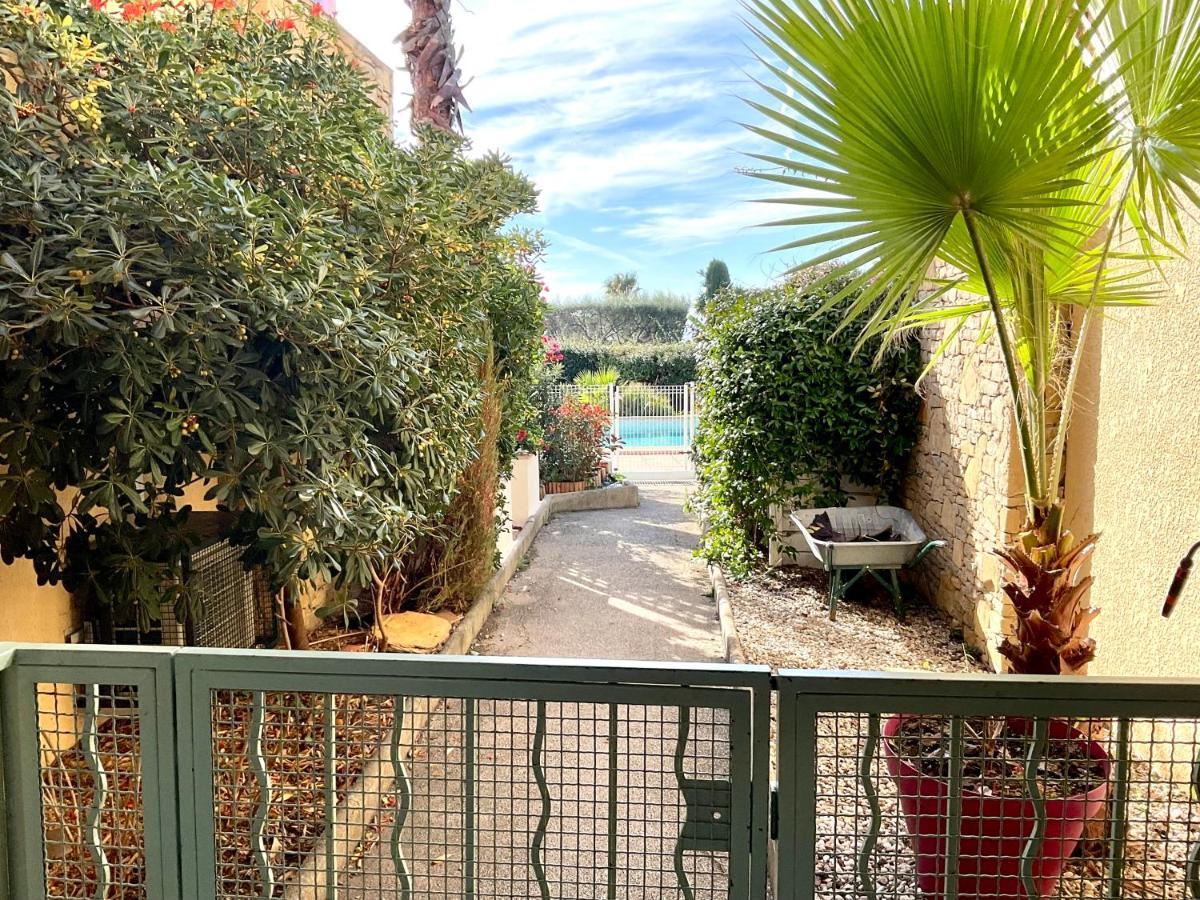Appartement Sanary Vue Mer Au Calme Экстерьер фото