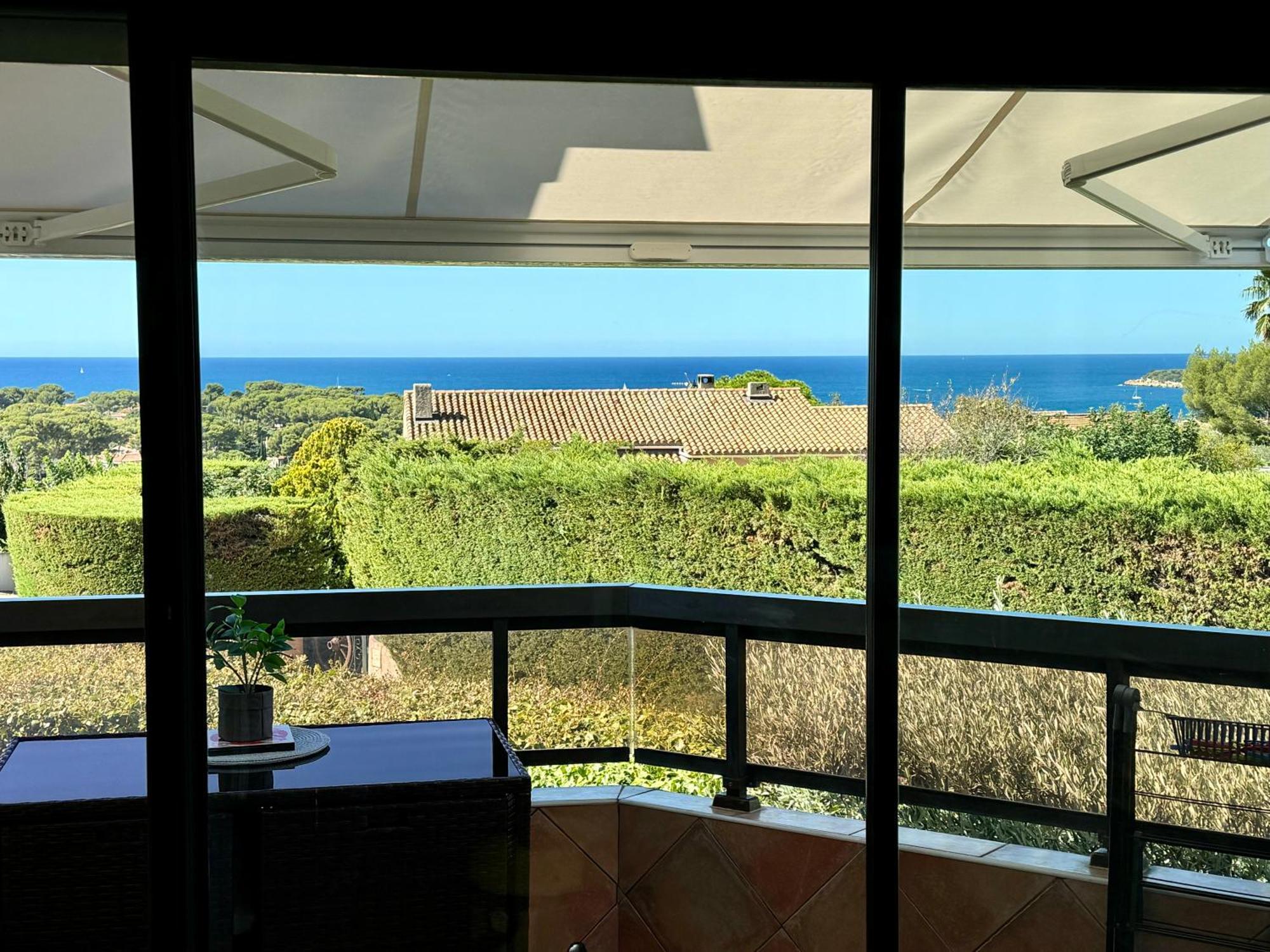 Appartement Sanary Vue Mer Au Calme Экстерьер фото